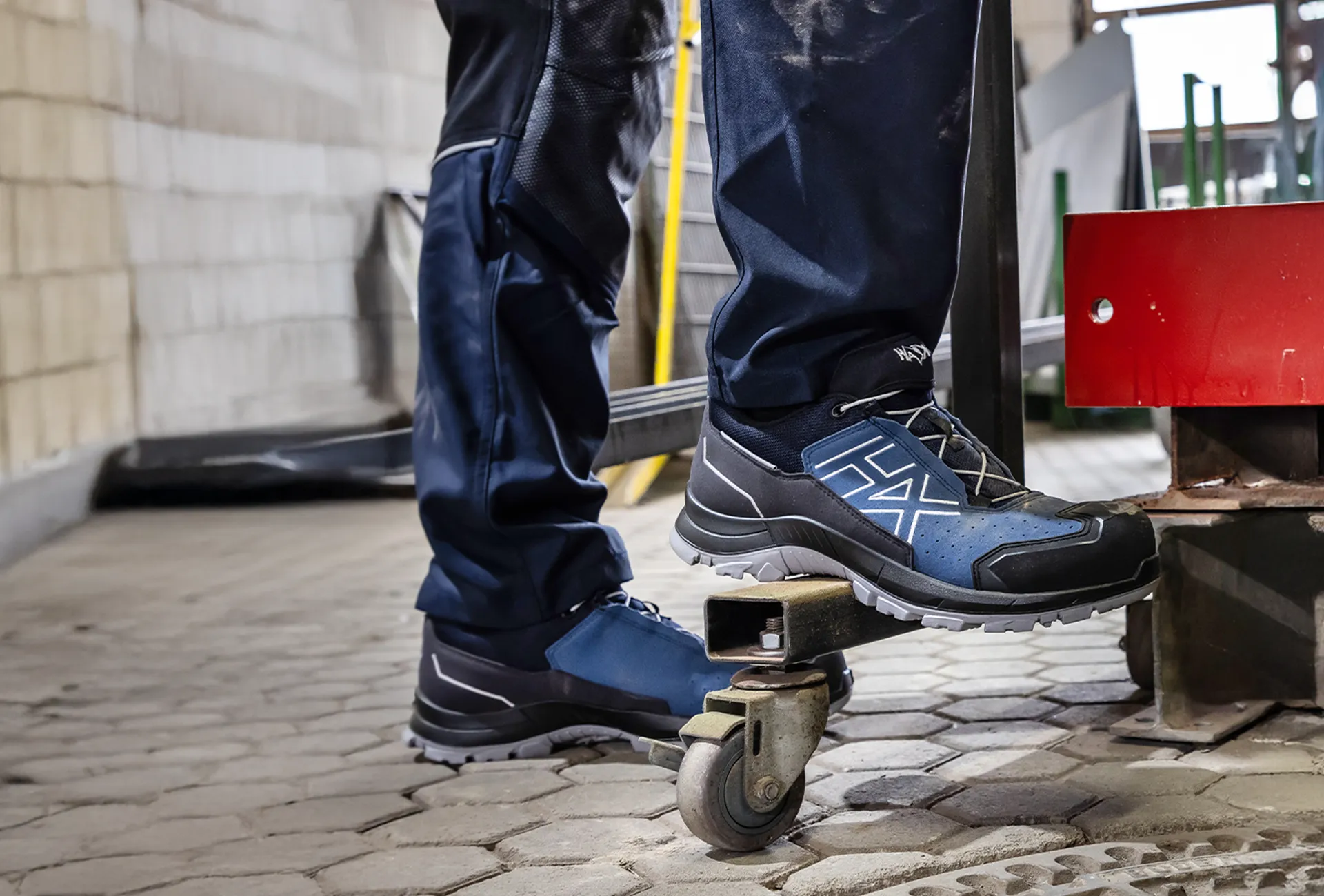 amoe_Header_Schuhe